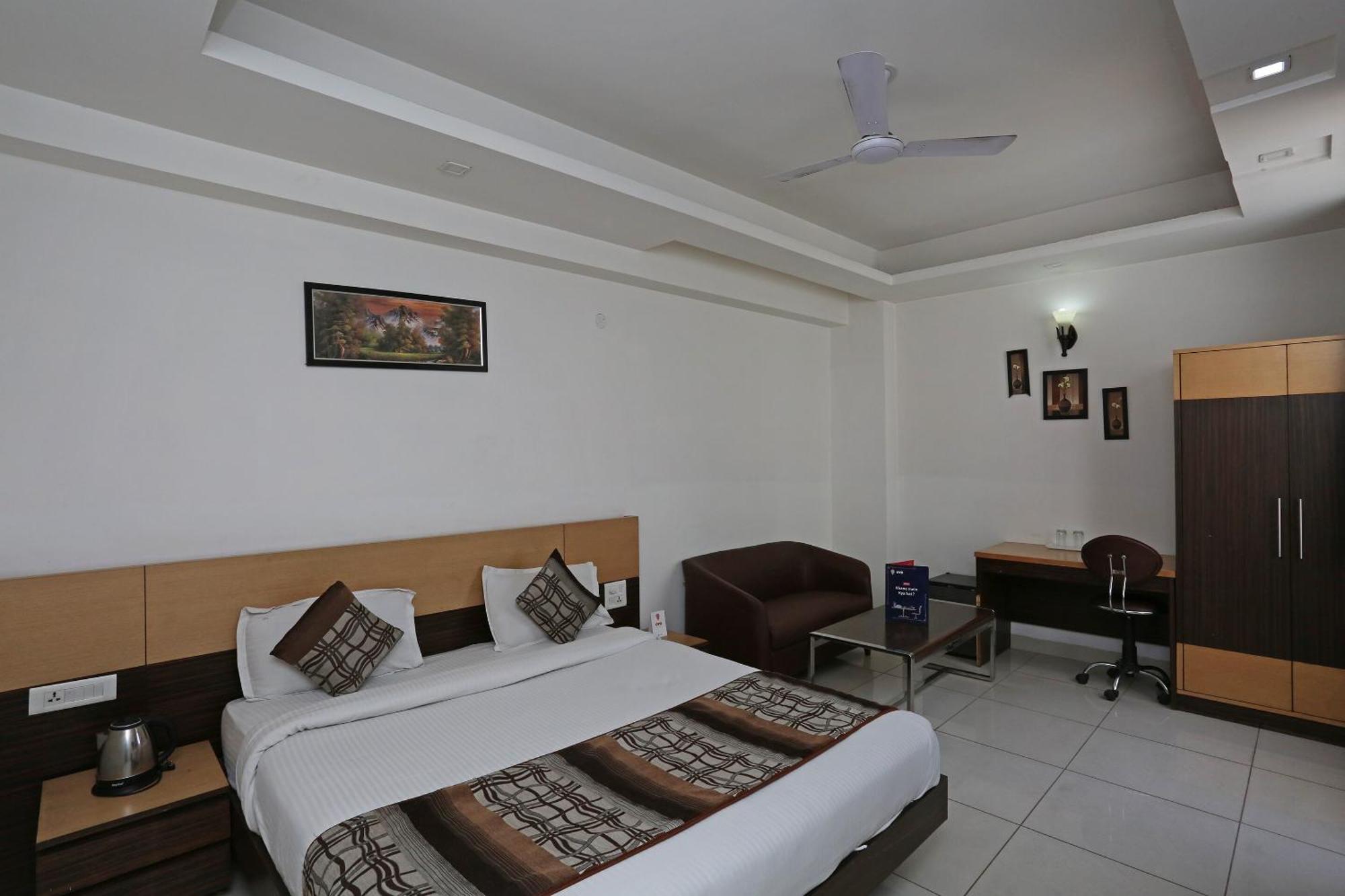 Cyber Inn Gurgaon Exterior foto