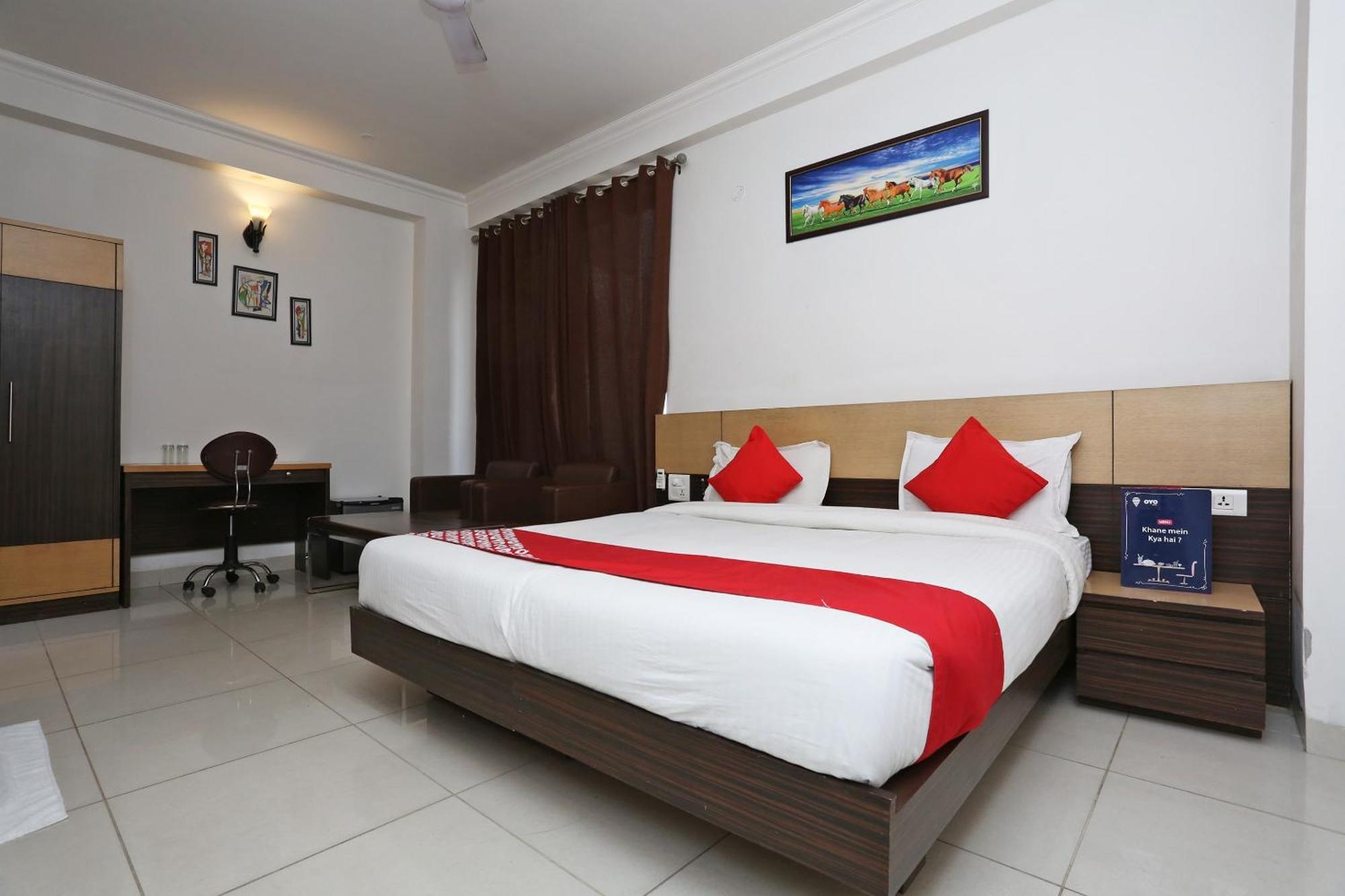 Cyber Inn Gurgaon Exterior foto